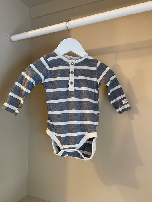 Body stl 68 (4-6 mån) - Newbie
