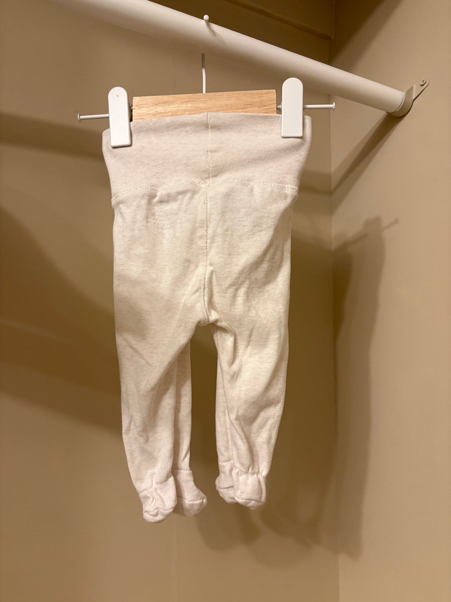 Byxor basic med fötter stl 56 (1-2 mån) - H&M