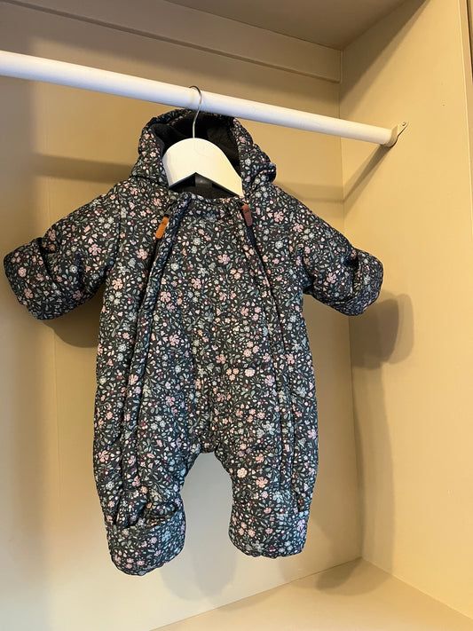 Overall blå/lila blommig stl 50 (0-1 mån) - H&M