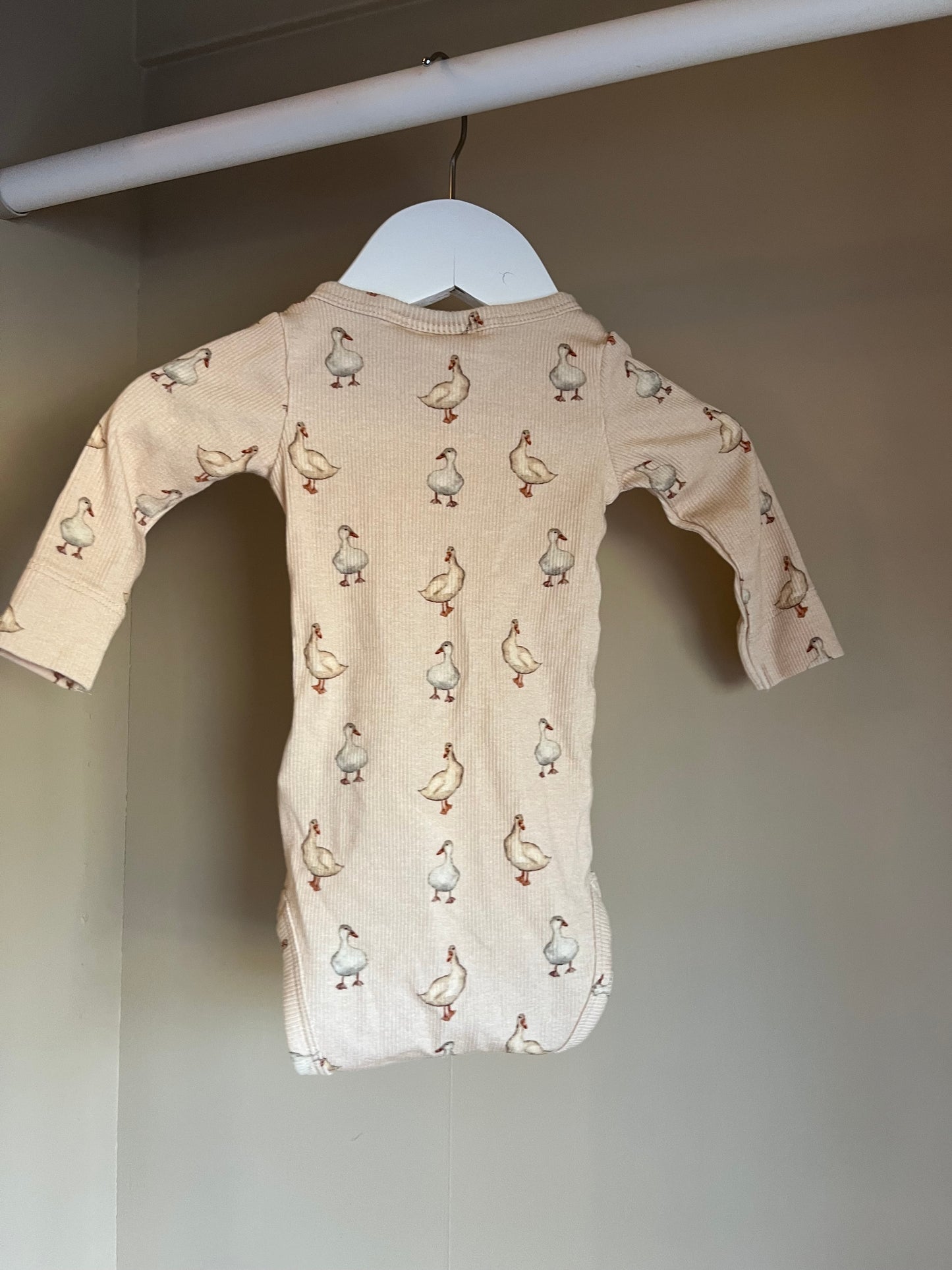 Set med body och byxa stl 62 (2-4 mån) - Lil' Atelier