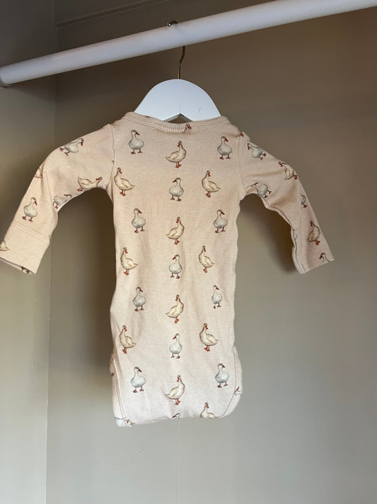Set med body och byxa stl 62 (2-4 mån) - Lil' Atelier